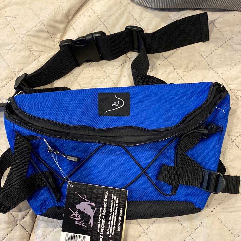 AJ signature series belt bag